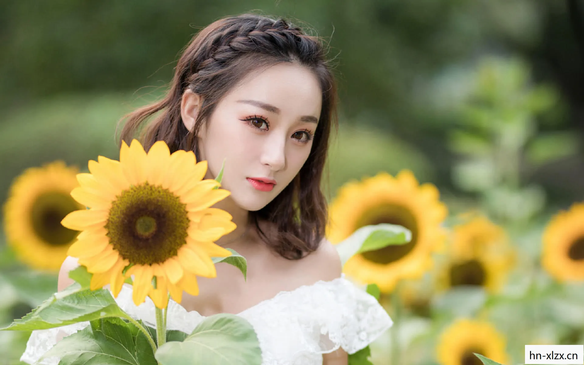 女孩，在成长中绽放的奇迹