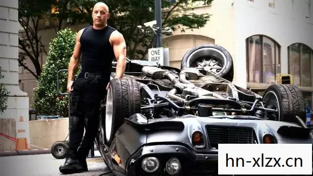 疯狂出租车，速度与激情的终极挑战