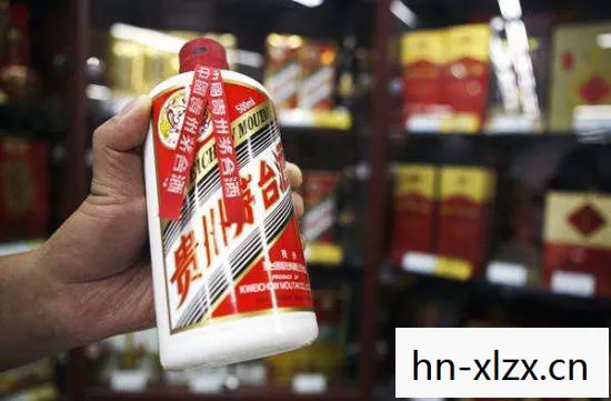 一瓶茅台可做2000多颗茅台巧克力，探索高端酒品与甜品的新融合