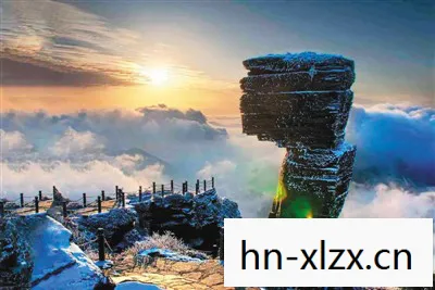 巨神峰和哪些区合区了，巨神峰，自然与神话的交汇点