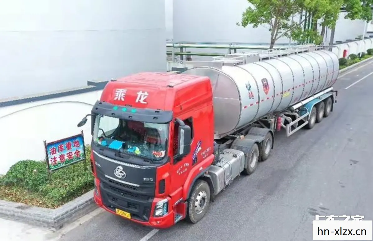 十八轮大卡车穿越美国下载，十八轮大卡车穿越美国，一场跨越国界的驾驶冒险