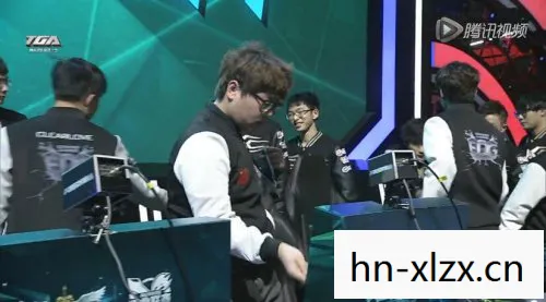 EDG vs Snake,电竞史上的经典对决 EDG vs Snake,电竞史上的经典对决
