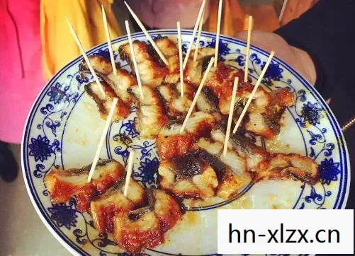 燕无归的味蕾之旅，探寻他的美食偏好