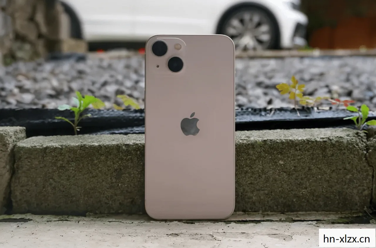 iPhone 4价格探秘图片