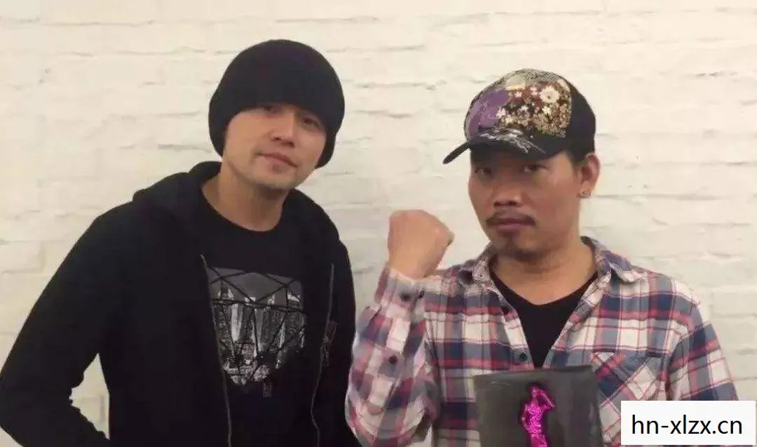 周杰伦新歌歌词曝光,引发粉丝热议 周杰伦新歌歌词曝光,引发粉丝热议