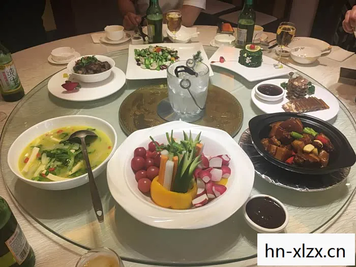 美食与回忆，重温美女餐厅1的经典魅力