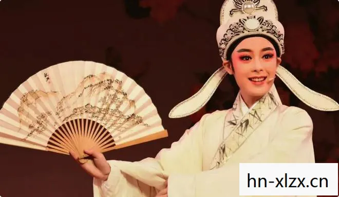 新笑傲江湖东方不败扮演者,新笑傲江湖,东方不败的传奇与谜团 新笑傲江湖东方不败扮演者,新笑傲江湖,东方不败的传奇与谜团