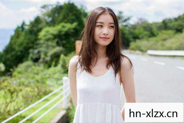 美女请别耽误我成仙，美女，你为何如此迷人？