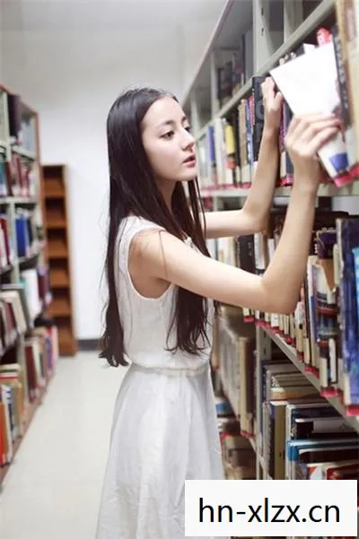美女请别耽误我成仙，美女，你为何如此迷人？