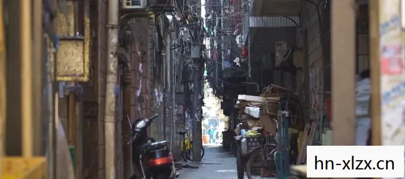 地痞街区手机版下载，地痞街区，城市边缘的灰色地带