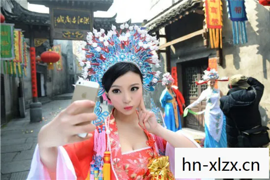 湖南豪乳女财神,财富与传奇的交织 湖南豪乳女财神,财富与传奇的交织