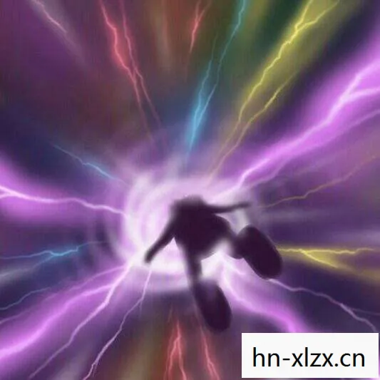 穿越时空的温柔与坚韧图片