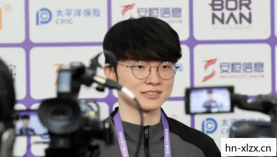 许秀被原批气晕，许秀，电竞圈的新晋网红，他的梗为何如此火爆？